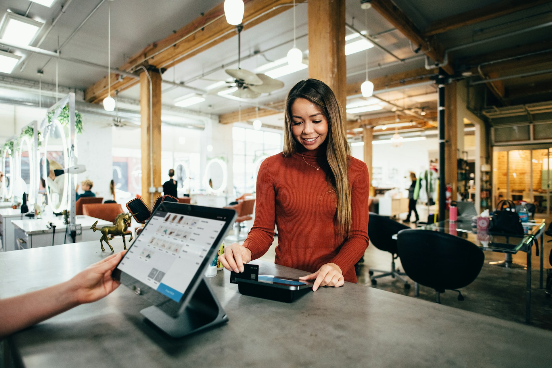 LMS-For-Retail-Header